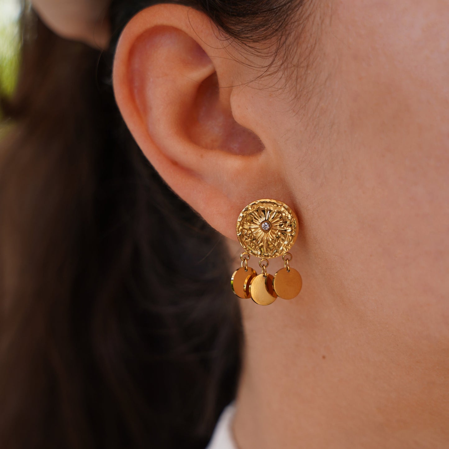 4. Choisis tes Boucles d'oreilles ou Earcuff