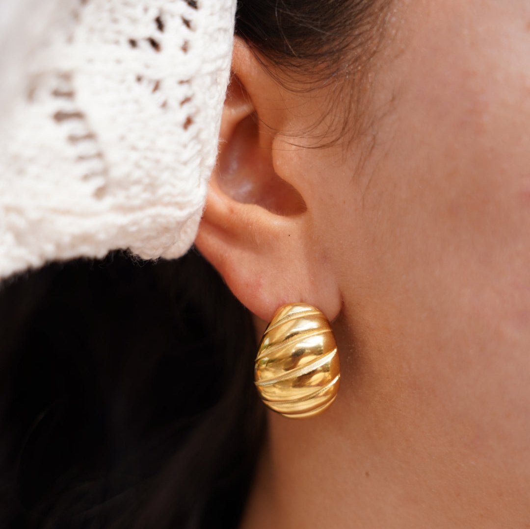 4. Choisis tes Boucles d'oreilles ou Earcuff