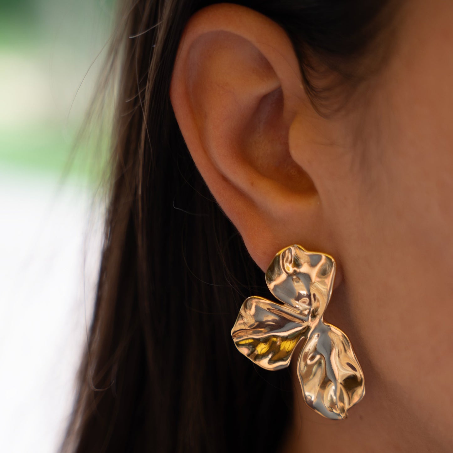 4. Choisis tes Boucles d'oreilles ou Earcuff